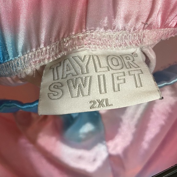 Taylor Swift Ur My Lover Pajama bottoms size 2XL - Picture 3 of 3